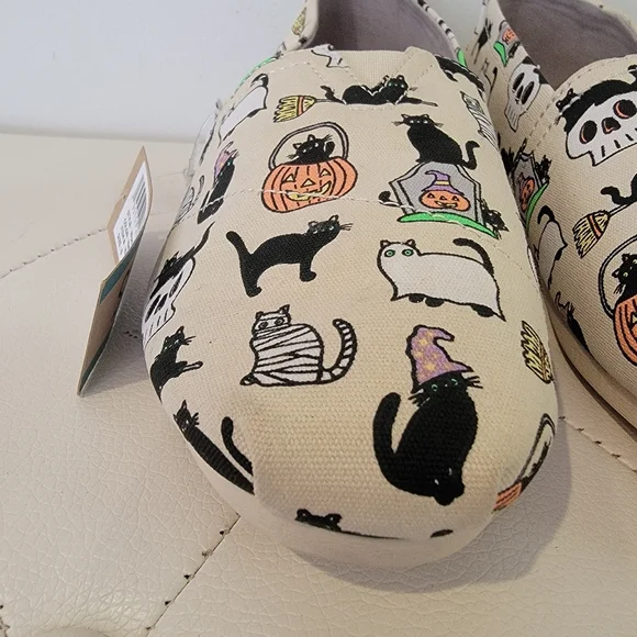 Toms Classic Halloween Black Cat Belmont Womens Slip On Flats Shoes Size 8 NWT - Picture 12 of 12